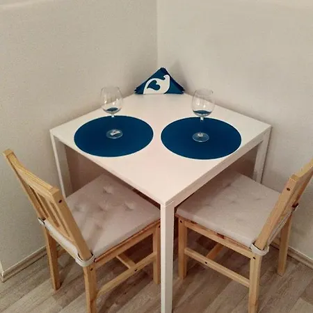 Apartment Cozy Pristavni 36
